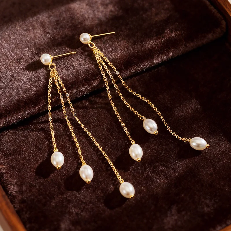 

Hot Pearl Tassel Earrings Copper Plated 14k Gold Women Commuter Fashion Retro Light Luxury High-end Sense Delicate Earrings New