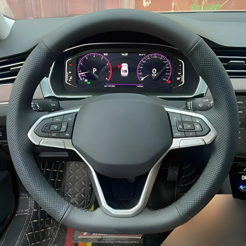 

For Volkswagen ID.3 21-26 models Hand-stitched steering wheel cover lightweight and breathable full coverage modification desig
