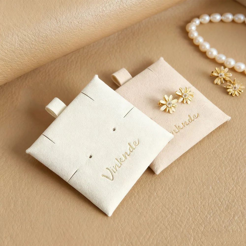 

Custom Logo Earrings cards Wholesale Microfiber Paper Ear Stud Necklace Display Insert Card 6X6cm For Women Fashion Jewelry Pad