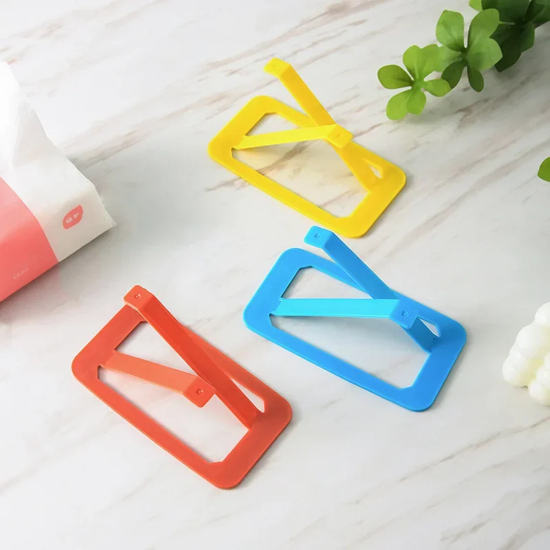 2Pcs Automatic Tissue Box Spring Support Tissue Spring Bracket Spring Holder for Kitchen Office Room Car (Random Color)