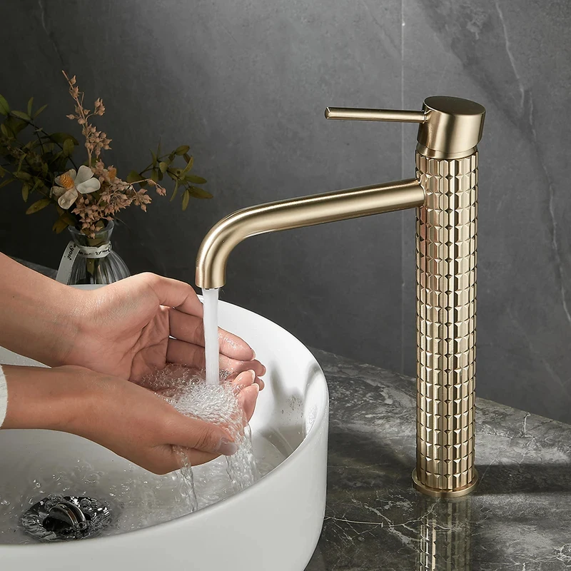 

Brass black bathroom basin faucet，Diamond single-handle design，High-end hotel-style dual-control hot and cold basin faucet，Heigh