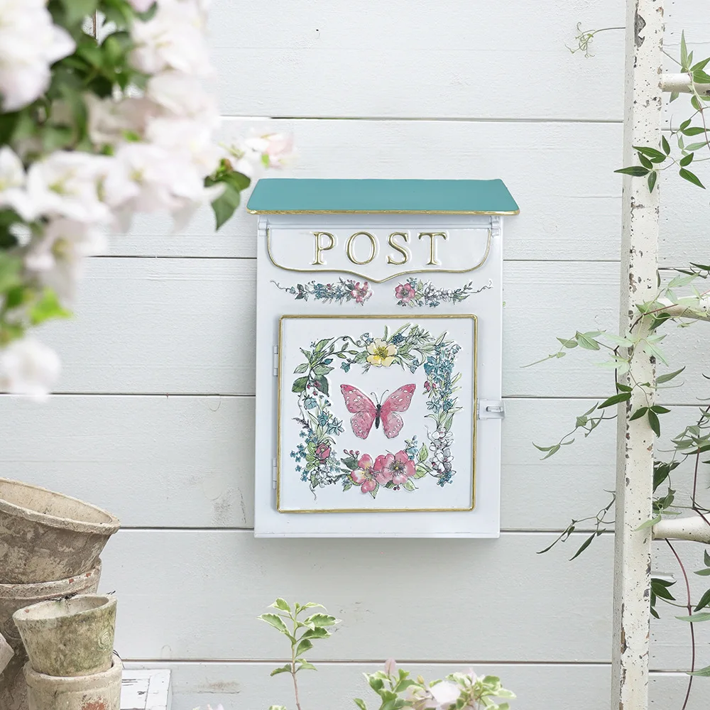 European fresh wind wrought iron outdoor mailbox three-dimensional relief delivery box wall-mounted decorative mailbox garden en