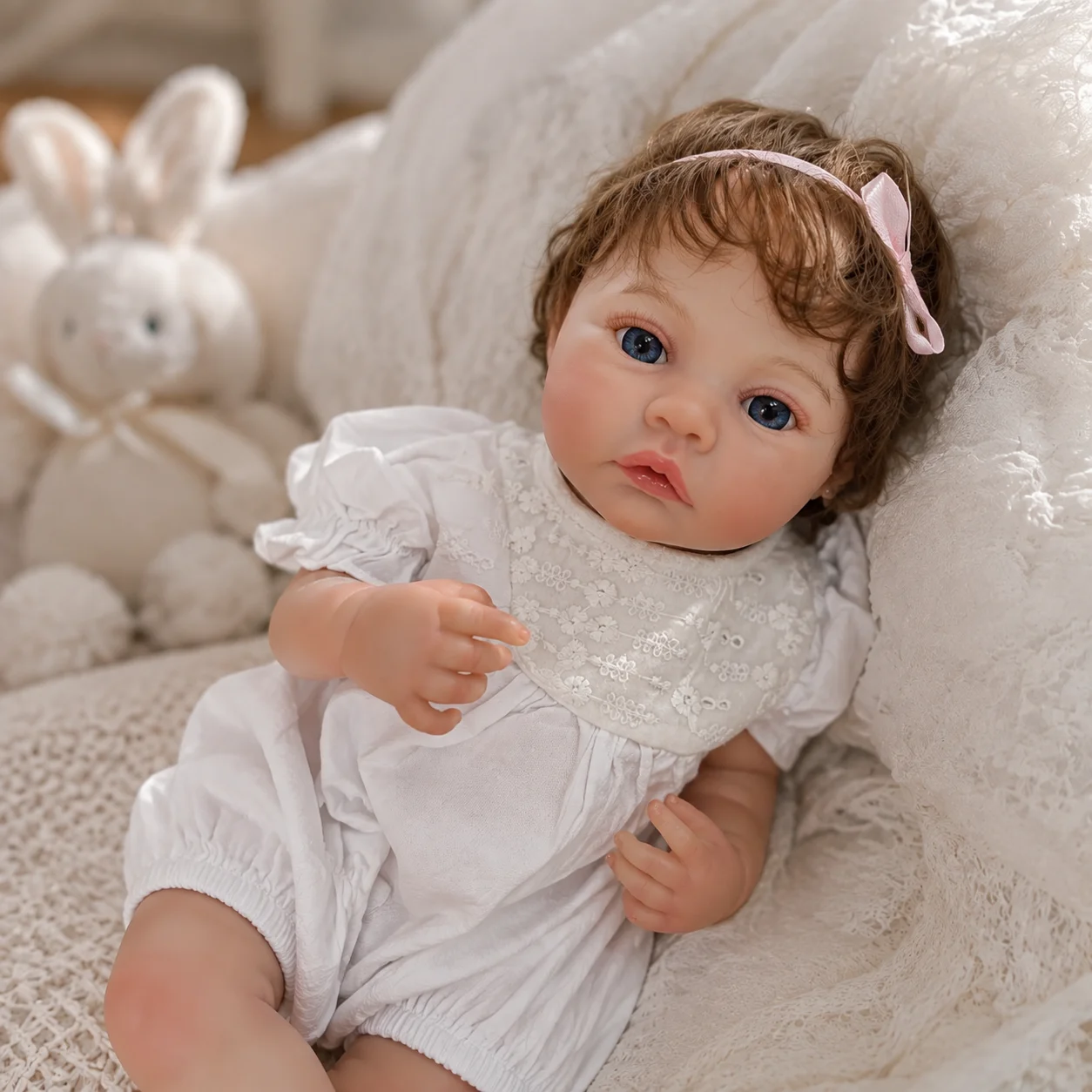 poupee-reborn-fille-en-vinyle-de-18-pouces-corps-entier-cheveux-implantes-peinture-a-la-main-realiste-objet-de-collection-ideal-pour-cadeaux-d'anniversaire