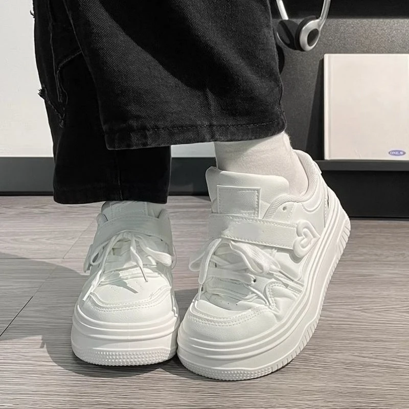 

Women's Campus Style White Sneakers Platform Design Lightweight Breathable Shoes Height Increase Versatile Sneakers for Students