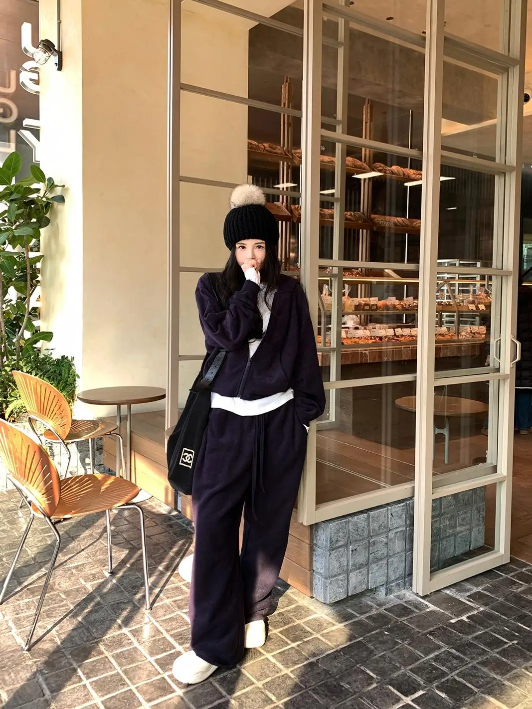 

Новогодний теплый спортивный комплект JUC 2024: Зимняя повседневная спортивная одежда для женщин, модный и удобный комплект для праздников