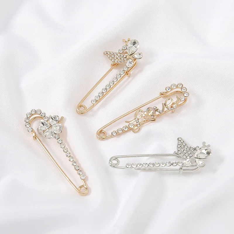 Fashion Mixed Design 4pcs/Bag Brooch Pins Shiny Rhinestone Accessories For Women Muslim Decorated Hijab Scarf Brooches Pins