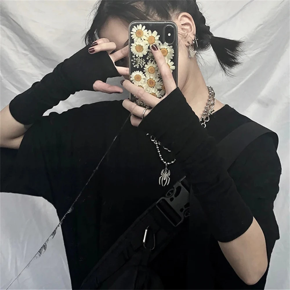 زوج من قفازات هاراجوكو لتدفئة الذراع باللون الأسود والرمادي مخططة بدون أصابع طويلة للجنسين #4