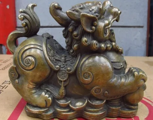 

Chinese Royal Classical Bronze Lucky Wealth Coin lion Kylin Kirin Pi Xiu statUE