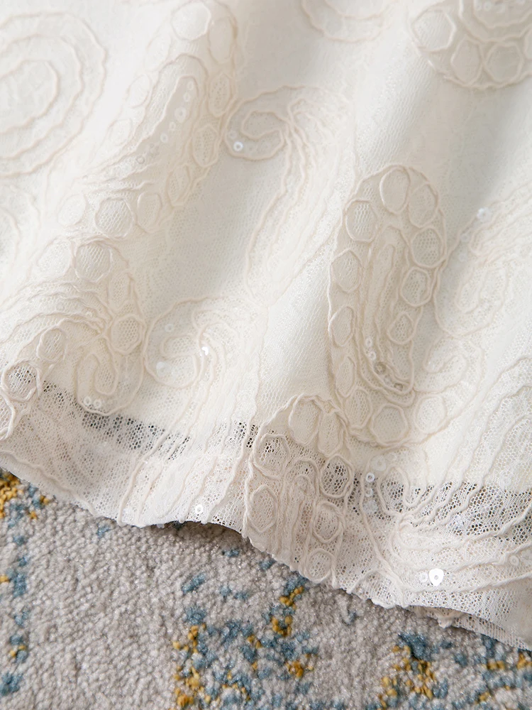 فستان صيفي فرنسي أنيق للصناعة الثقيلة مطرز بالترتر ورقبة دائرية بدون أكمام فستان قصير فضفاض مستقيم من الدانتيل للنساء