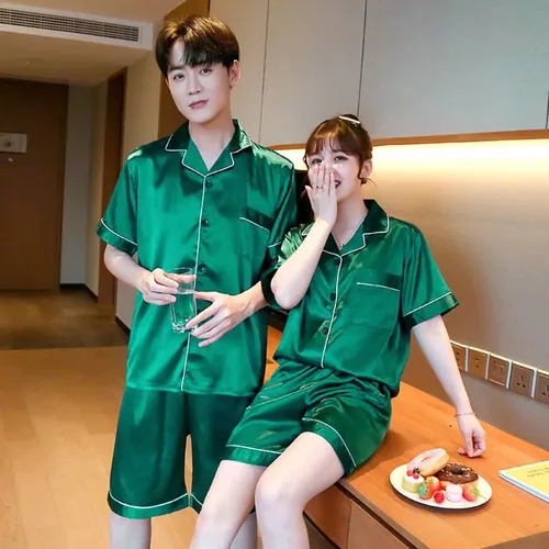 النوم والصالة للرجال