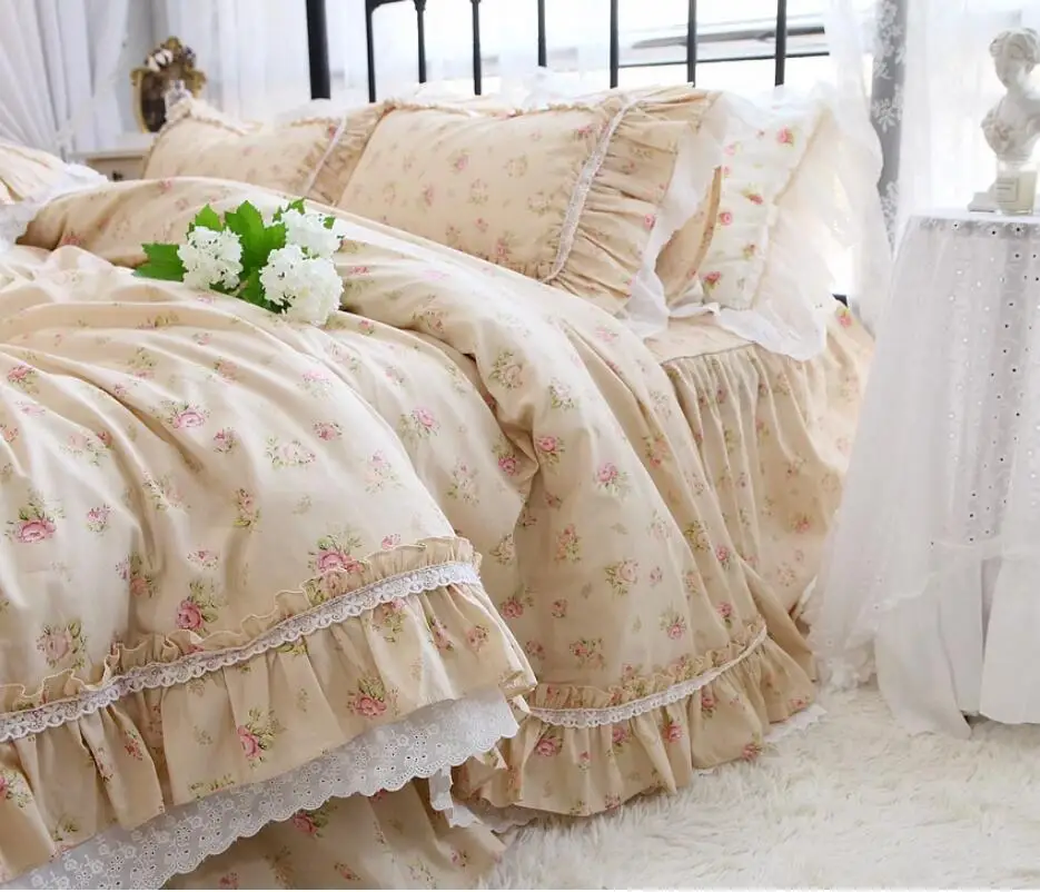 High End American Floral Bedding Set Luxury Egyptian Cotton Elegant Ruffle Lace Duvet Cover Bed Skirt Bedspread Pillowcases