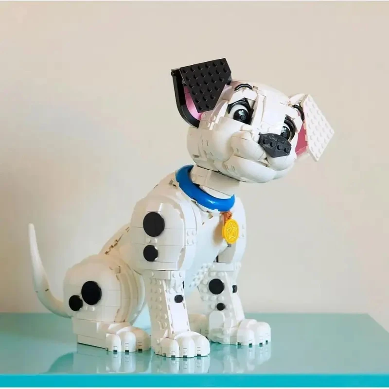 

2025 new 1722pcs cartoon cute 101 Dalmatian loyal dog model building blocks DIY creative assembly children's educational t