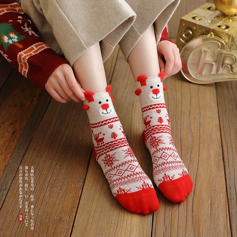 1 par de medias navideñas de Otoño Invierno para niñas y mujeres, calcetines bonitos de reno de dibujos animados, regalo de Navidad rojo, conjunto de calcetines para mujer 2025