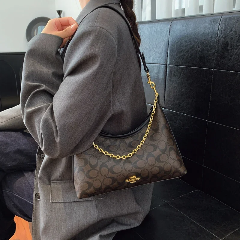 

Luxury Vintage Diaper Bag For Women Designer Crossbody Handbag Elegant Leather Tote Minimalist Chic Large Capacity Bag