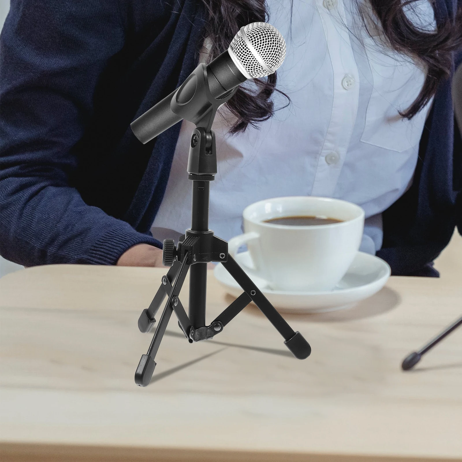

Desktop Mic Stand Foldable Tripod Adjustable Universal Mic Clip Stable Desktop Microphone Holder Microphone Stand