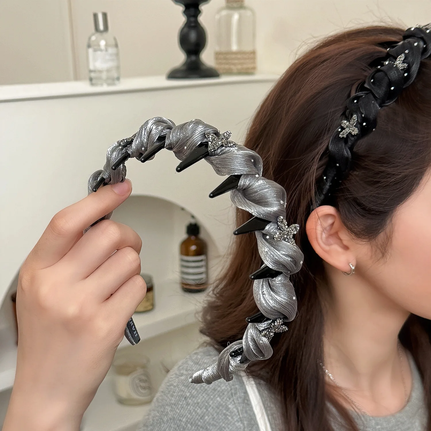 

Elegant Hairband Crystal Rhinestone Headband with Mesh Bow and Teeth Hairhoops for Women Fashion Hair Accessories