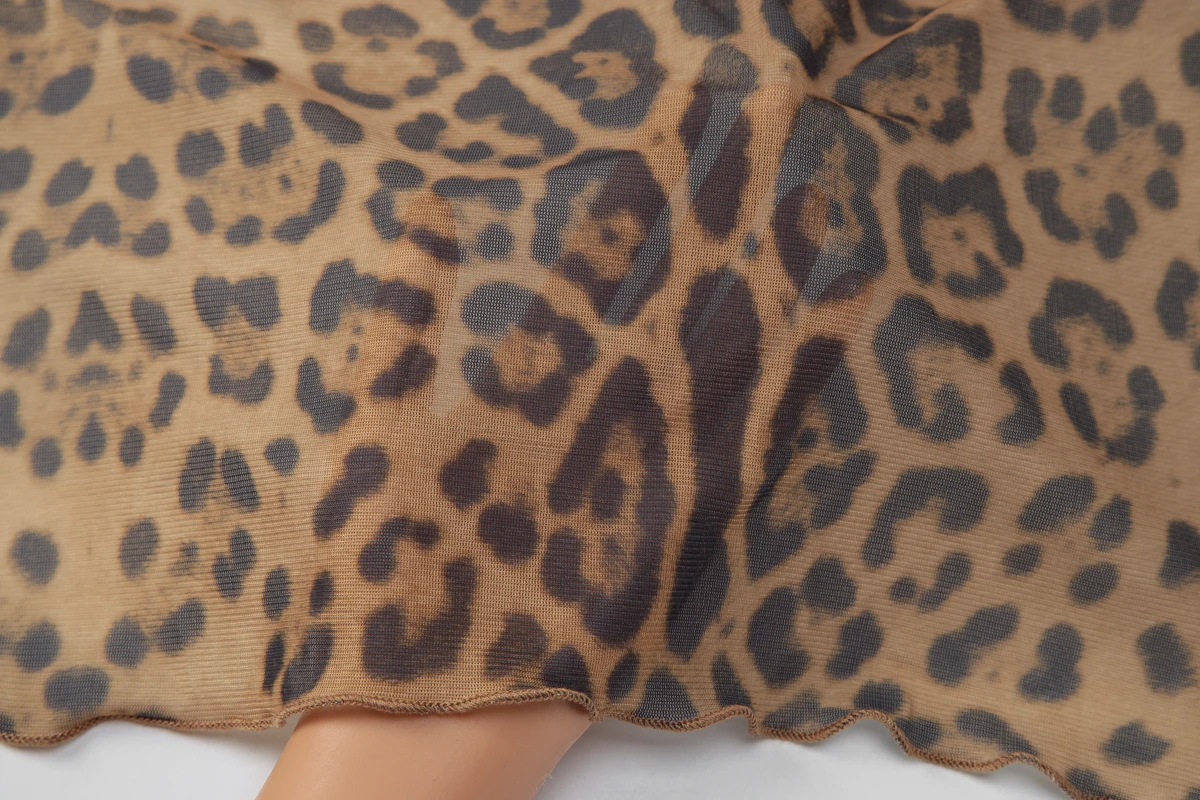 Hugcitar Fashion Leopardenmuster Patchwork Spitze Sexy Knöpfe Crop T-Shirt Top Herbst Damenkleidung Streetwear Party Club Y2K – Detail 10