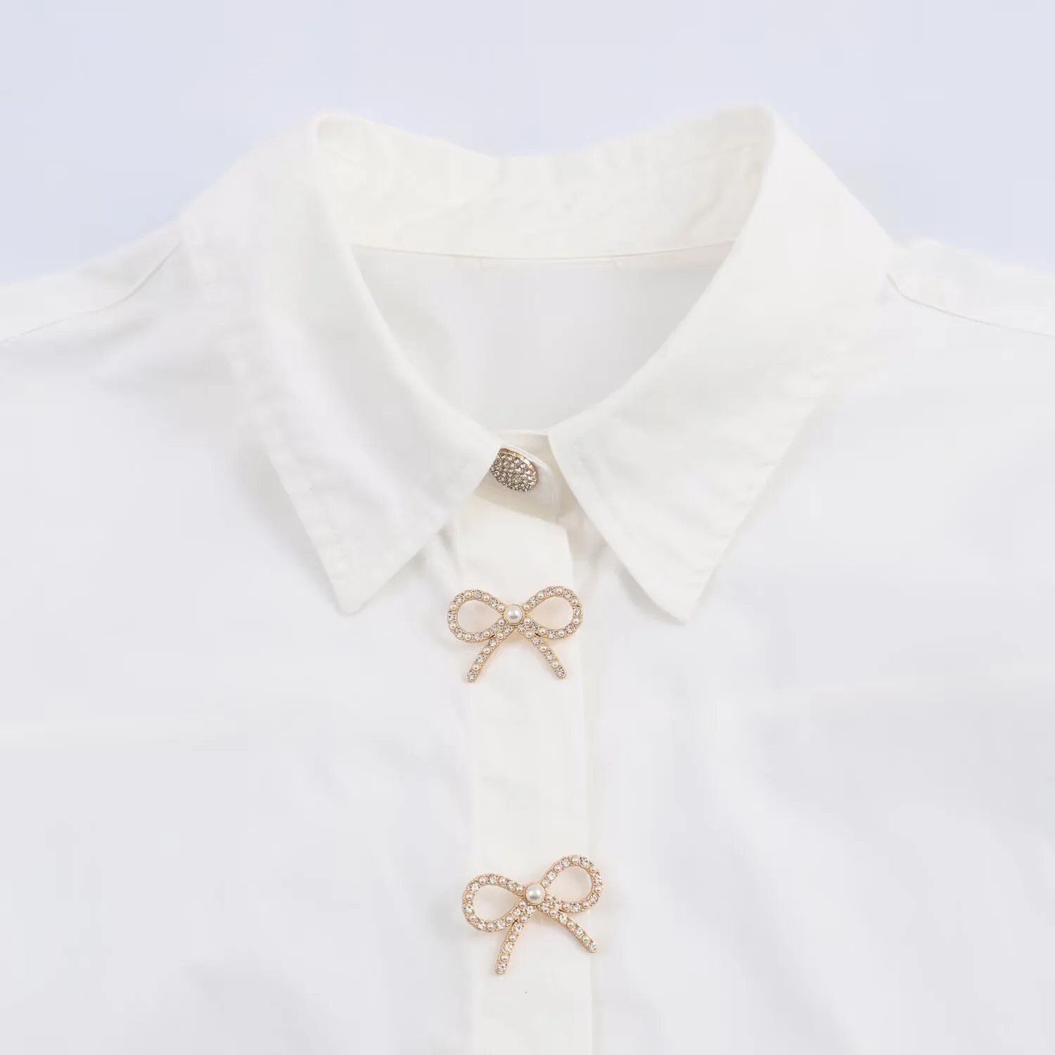 Women's Casual Shirt Autumn Winter Office Fashion Jewel Buttons Long Sleeve Collared Top Elegant Bow Decoration Blouse