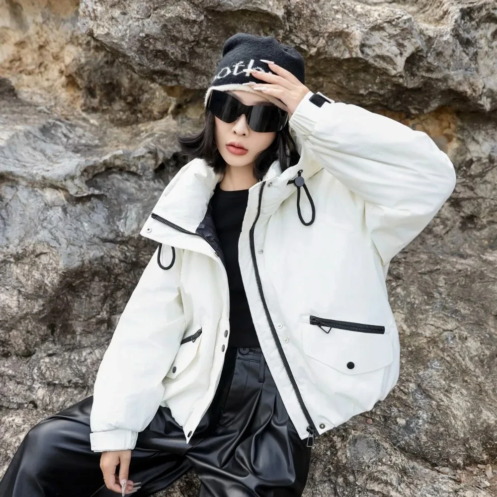 Chaqueta Parke de plumón de pato ligero impermeable para mujer nueva ropa superior de invierno para mujer chaqueta acolchada corta gruesa y esponjosa con capucha