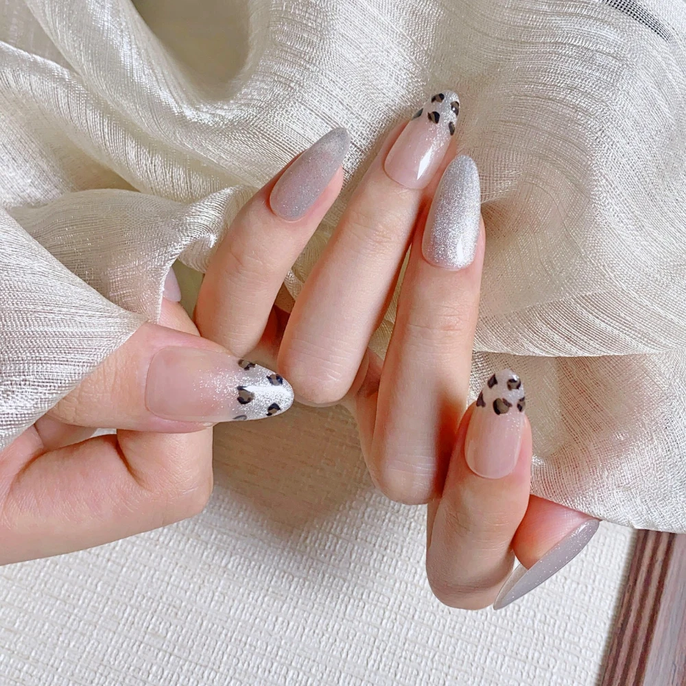 10 Pcs Press On Nails 2024 New Handmade White Simple & Elegant Limited Medium Almond False Nails Design Art DIY Nails with Set