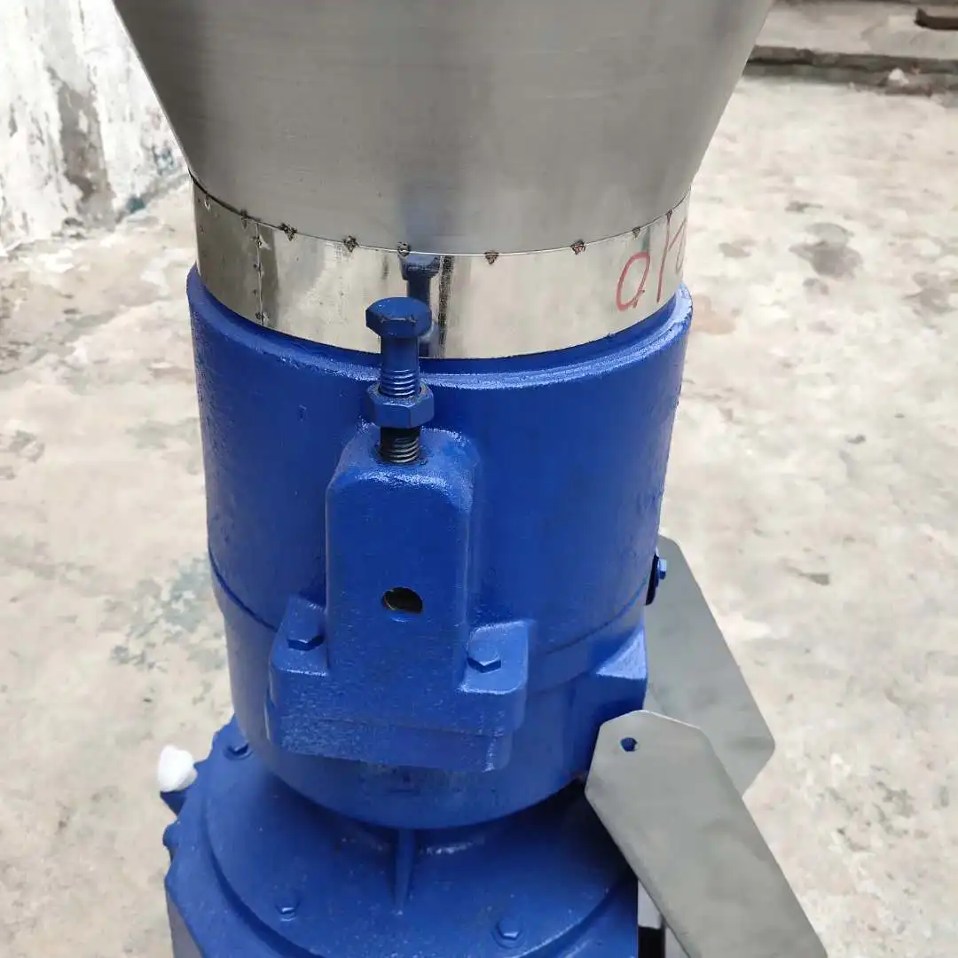 آلة تسخين أعلاف الماشية ذات محرك كهربائي محبب أعلاف الحيوانات #3