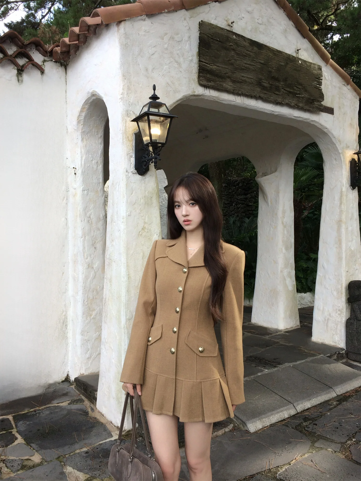 

Женское шерстяное пальто Neurcz цвета хаки, осенне-зимнее, приталенное, с отложным воротником, длинное, на пуговицах, для повседневной носки