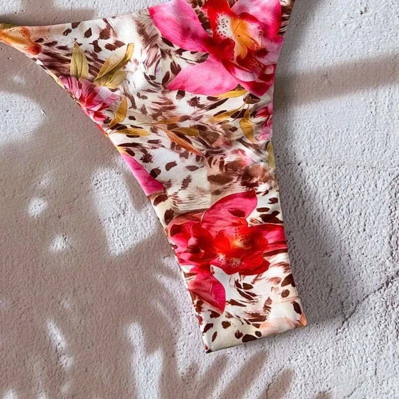 بيكيني نسائي عصري مثير لعام 2025-طباعة الفهد الأزهار كتلة الألوان ربط من قطعتين ملابس سباحة منقسمة لقضاء عطلة الشاطئ وحفلات حمام السباحة