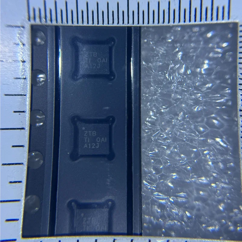 IC TS3DS10224RUKR WQFN-20 Texas Instruments High-Speed Mux/Demux 4:2 / 2:4 Differential 1.2GHz Bandwidth for Video