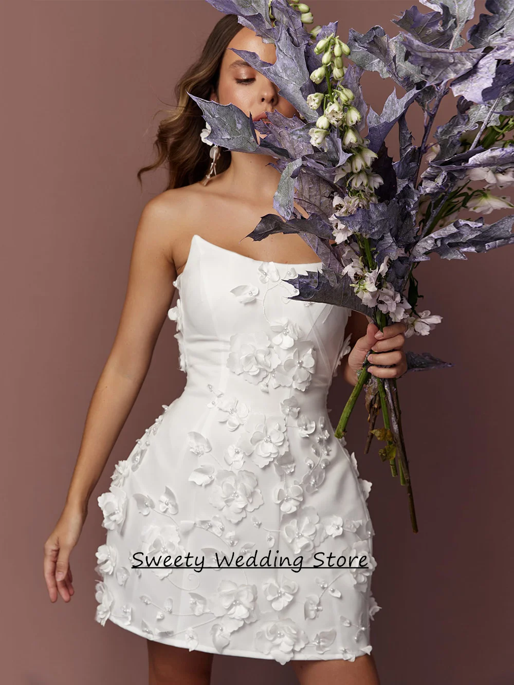 Short Wedding Dress Customized Sexy Strapless Sleeveless Pearls Flowers Mini Bridal Gown Vestido De Noiva New Arrival