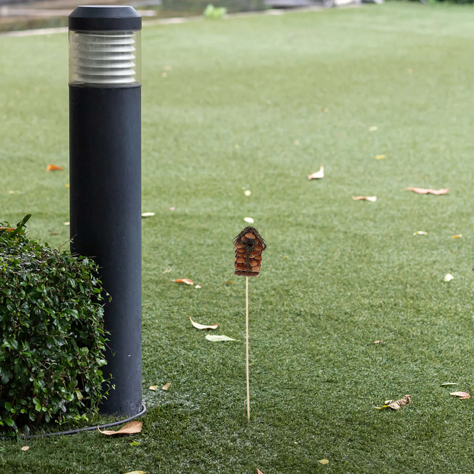 

Garden Bird House Garden Stake Decoration Versatile Birdhouse Ornament Yard Decor Outdoor Use Standing Bird House Ornament