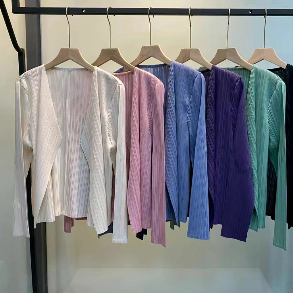 

Miyake Pleated 2026 Spring and Summer Short Jacket Women's Hundred Pleated Cardigan Fashion Tops Women's Models Long-sleeved