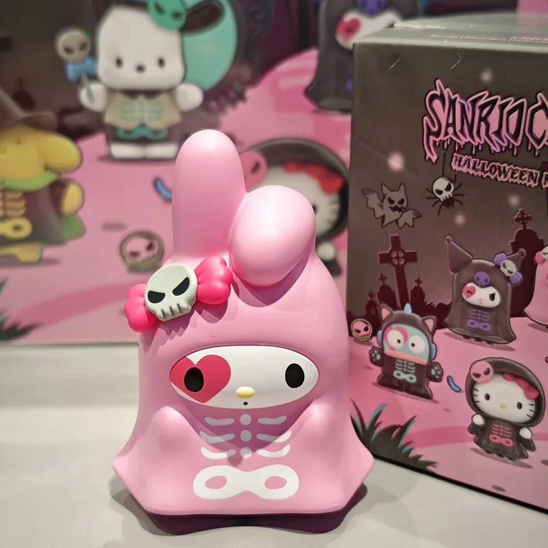 本物のサンリオハロウィンいたずらの夜シリーズブラインドボックスかわいい漫画フィギュアコレクション装​​飾品おもちゃミステリーボックスハロウィンギフト