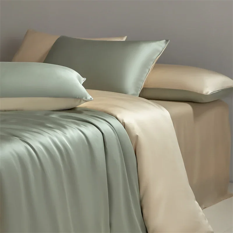 

Four piece set of natural silk solid color bedding, ice silk smooth nude sleeping bedding