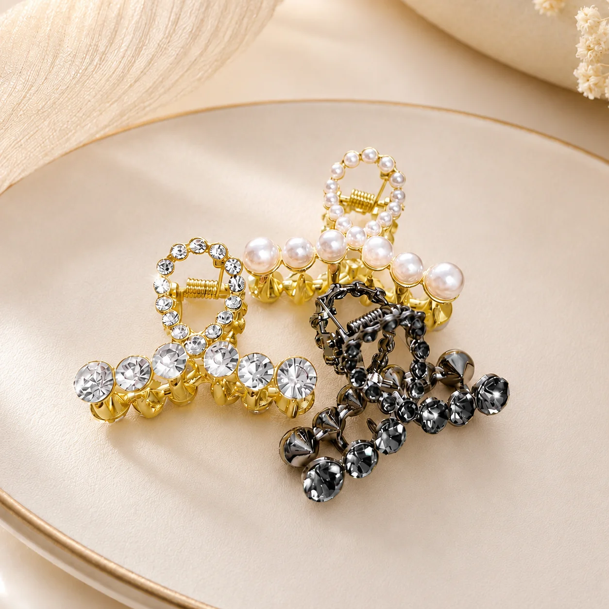 Mini Rhinestone Hair Claw Clip, Pearl Hair Clip, Korean Hair Accessories, Small Strong Hold Hair Claw, Elegant Crystal Hair Clip