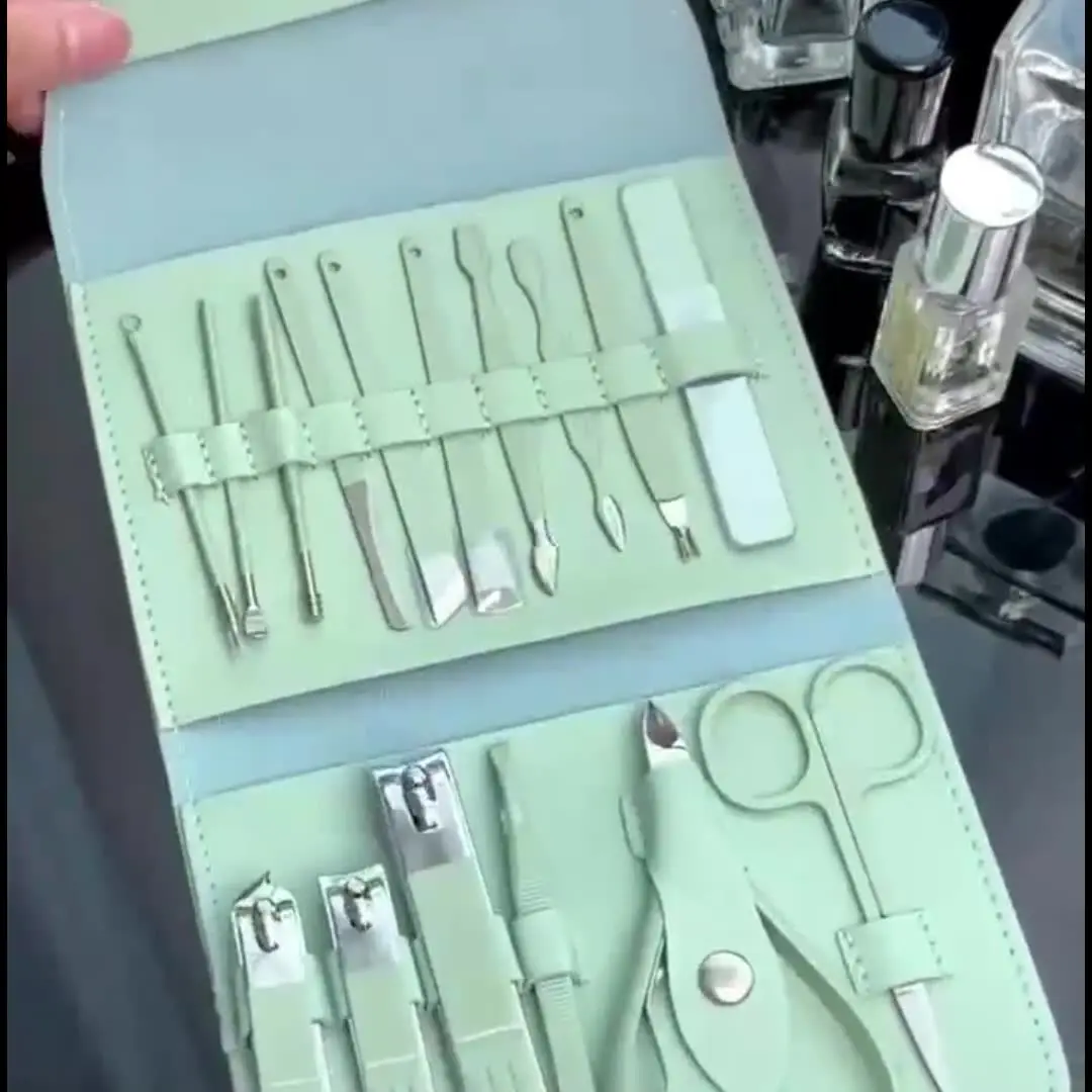 16pcs Professional Nail Clippers and Cuticle Nippers Set with Travel Case Manicure Set Pedicure Sets Nail Clippers