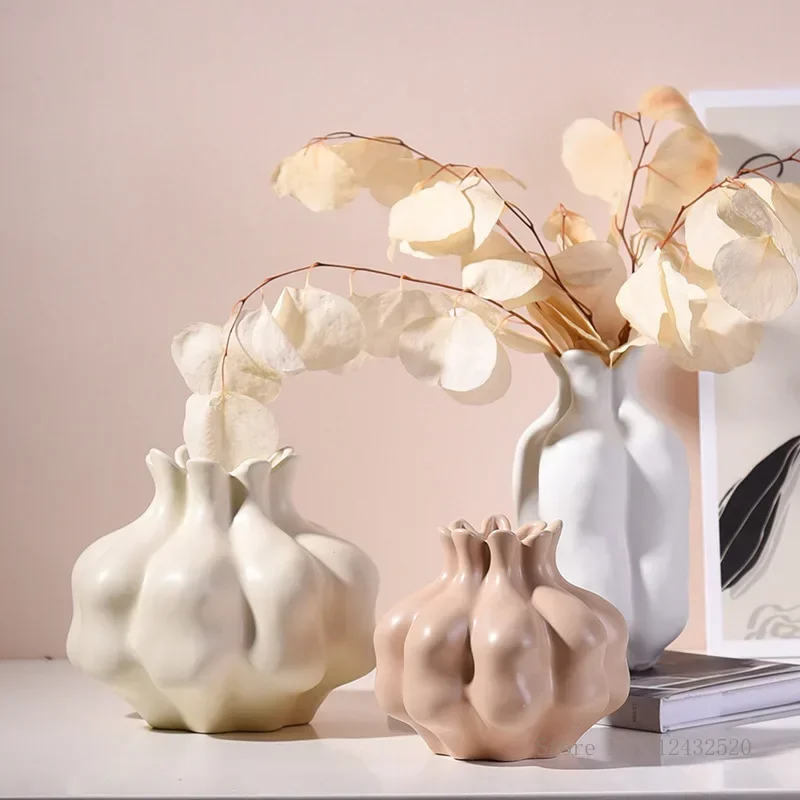 1pc Nordic Creative Flower Apparatus Home Living Room Office Desktop Art Decoration Crafts Ceramic Cream Style Color-glazed Vase