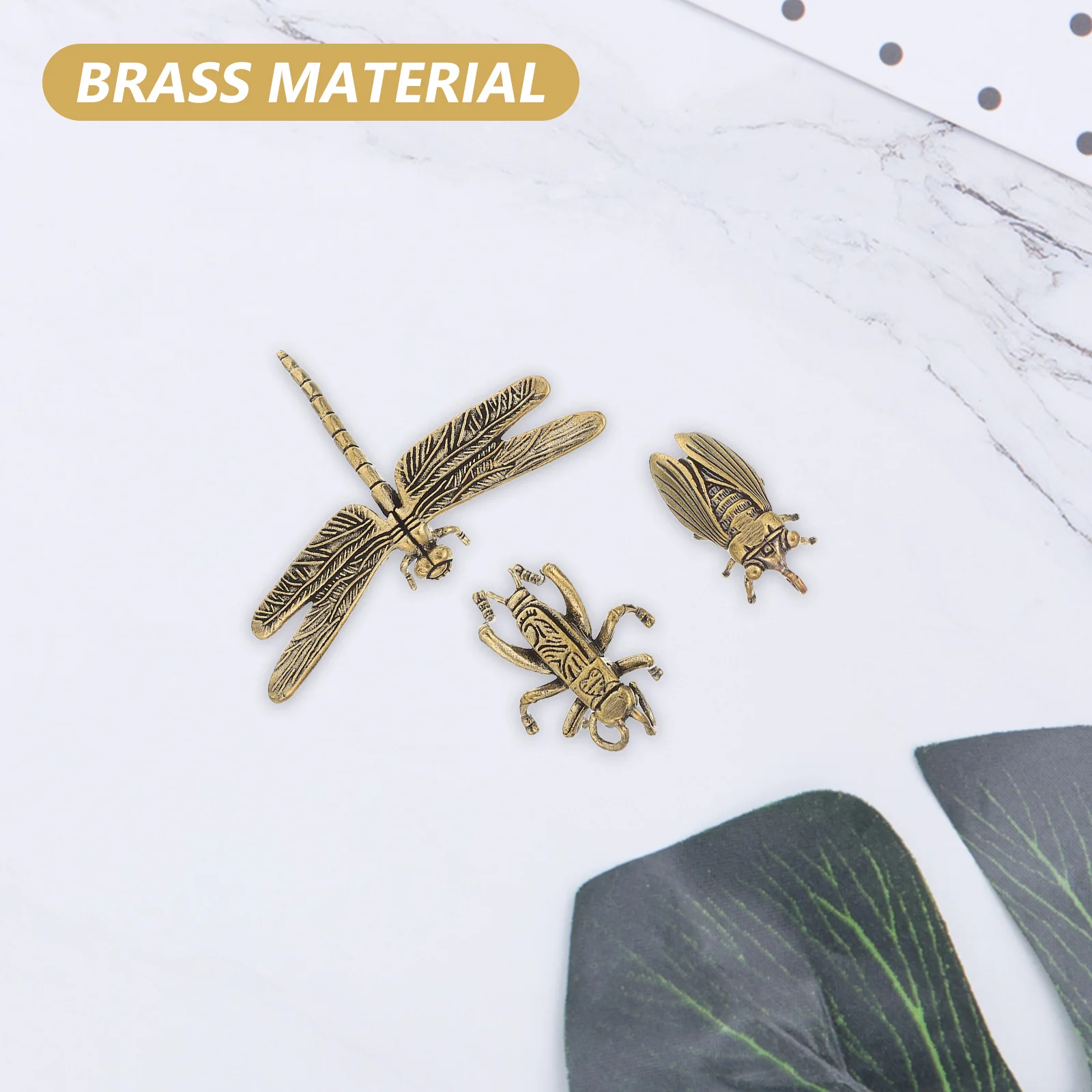 

5pcs Metal Insect Figurines Brass Animal Crafts Vintage Home Decor Desktop Ornament Rustic Office Living Room Small Brass Bee
