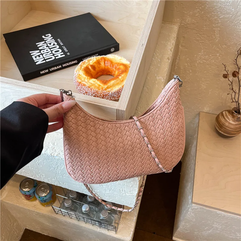 

Woven new large-capacity underarm single shoulder crossbody crescent saddle women's bag, vintage fashionable versatile dumpling bag