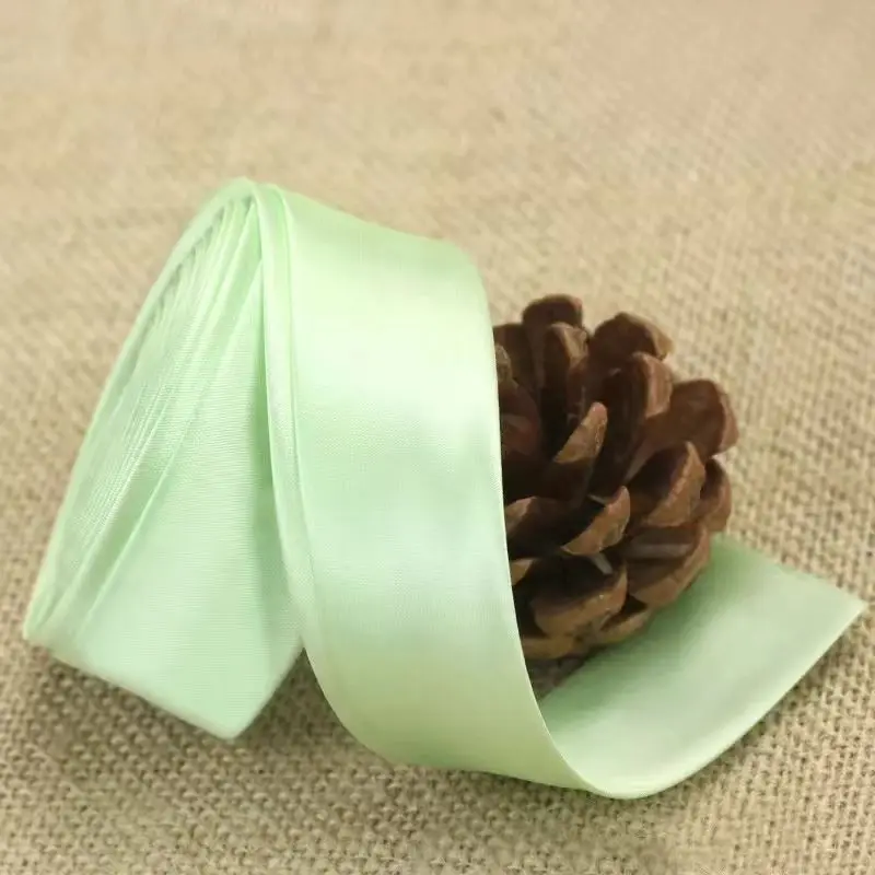 10 M * 2.5 CM Simple Style Satin Fabric Edging Strip Clothing Accessories Soft and Delicate Rolling Strip Clothing Edging Ribbon