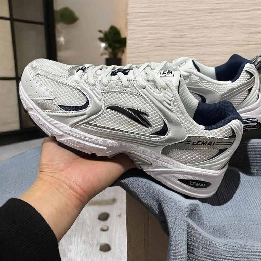 

Спортивная обувь на подкладке WarmBreathable с сетчатой подкладкой, циркуляция воздуха, удобная на ощупь стопа