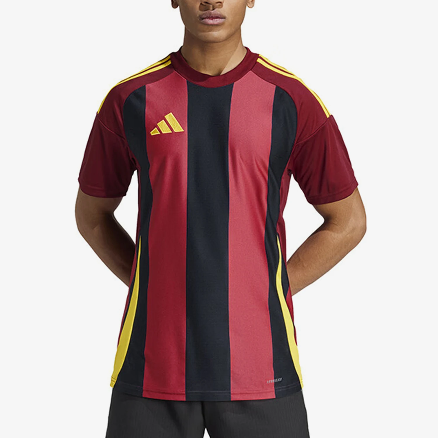 

Adidas genuine New Men's Breathable Football Sports Tee IW2149