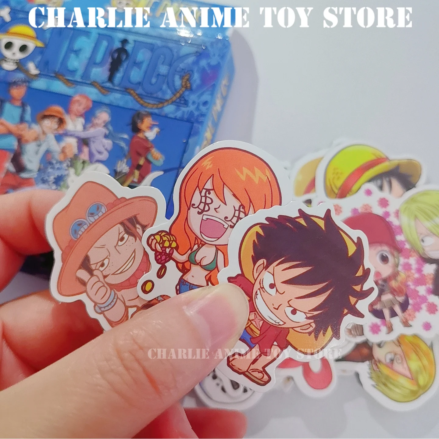 60 قطعة أنيمي اليابان قطعة واحدة الشكل لوفي لعبة ملصق دفتر دراجة نارية سكيت الكمبيوتر ملصقات الهاتف المحمول لعبة الهدايا