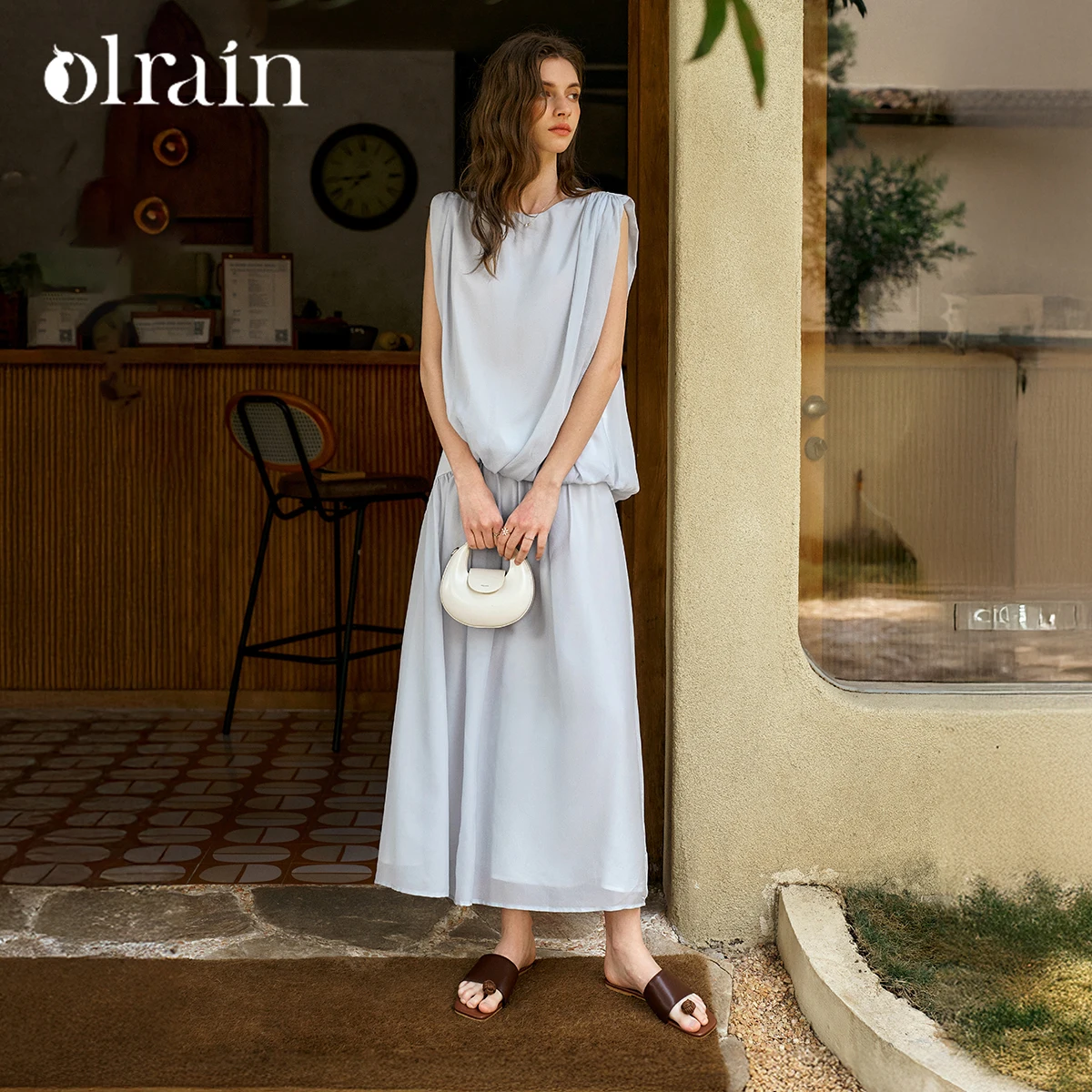 

Комплект из двух предметов OLrain: юбка и топ, женский, лето 2026, синий, с круглым вырезом, А-силуэт, без рукавов, с драпировкой, элегантный, O57XE99358