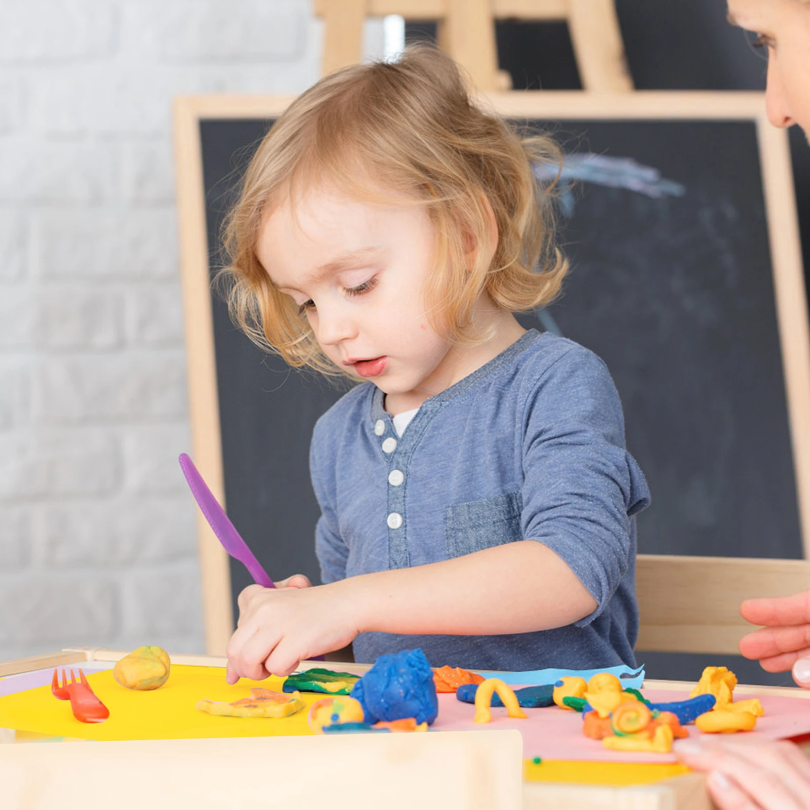 

4Pcs Colorful Plastic Kid Handmade Base Board Pad Clay Plasticine Making Surface Smooth Comfortable Hold for Boys Girls