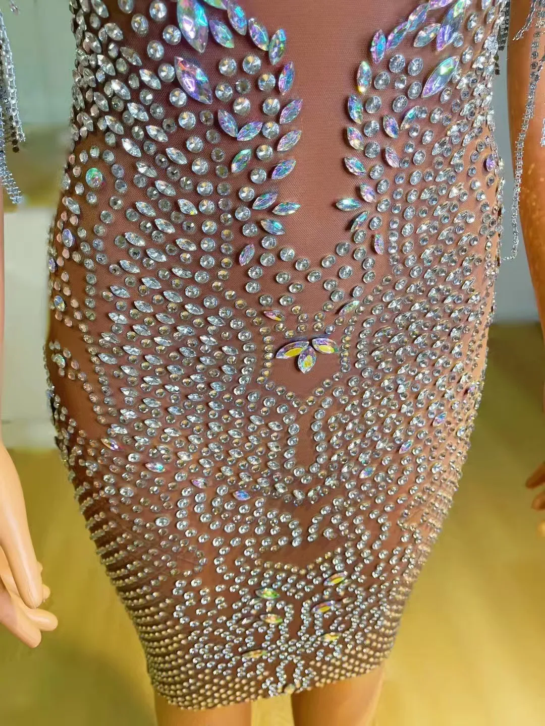 Wysokiej jakości sukienka z elastycznym pasem biodrowym, zdobiona dżetami i frędzlami, nowa moda 2024, odzież damska na zamówienie A962