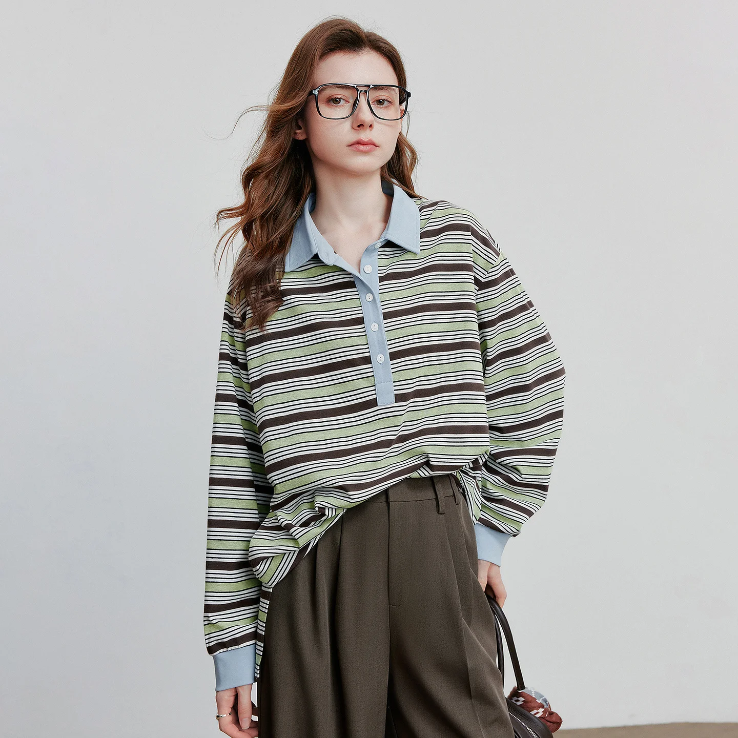 TOYOUTH Frauen Langarm T-shirt 2025, Herbst Neue Gestreiften Drehen Unten Kragen Kontrast Casual Pullover Tops