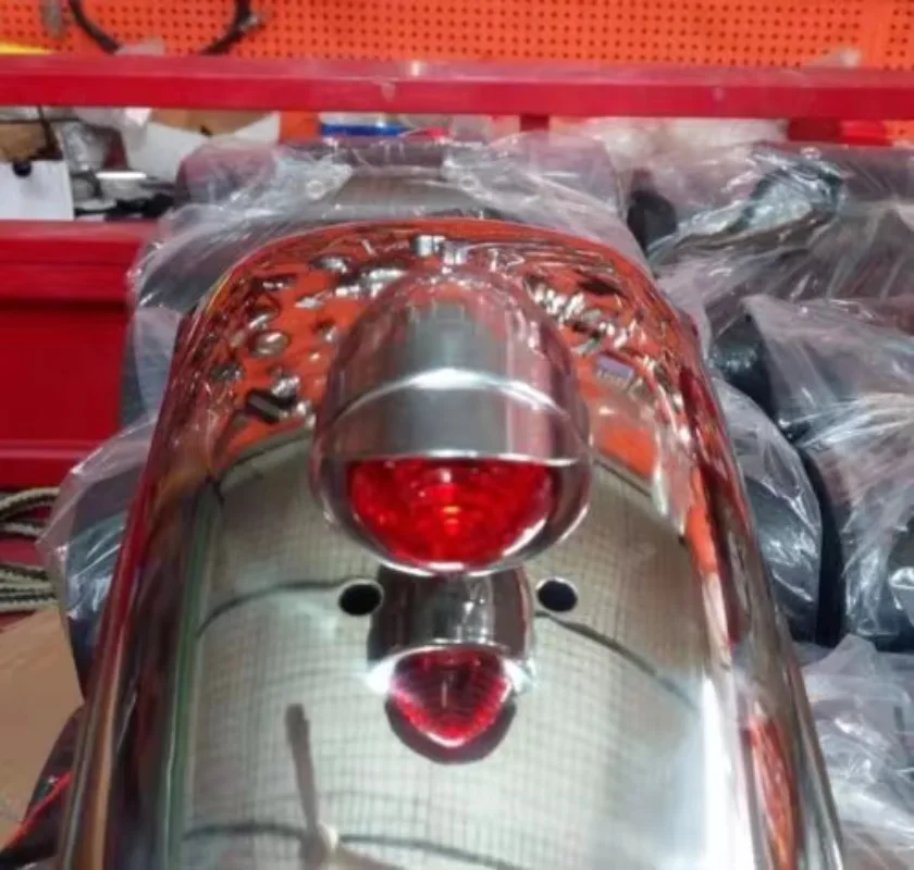 Chrome Bobber Old School Stop Brake Running Tail Light For Cafe Racer Retro Rat Bike