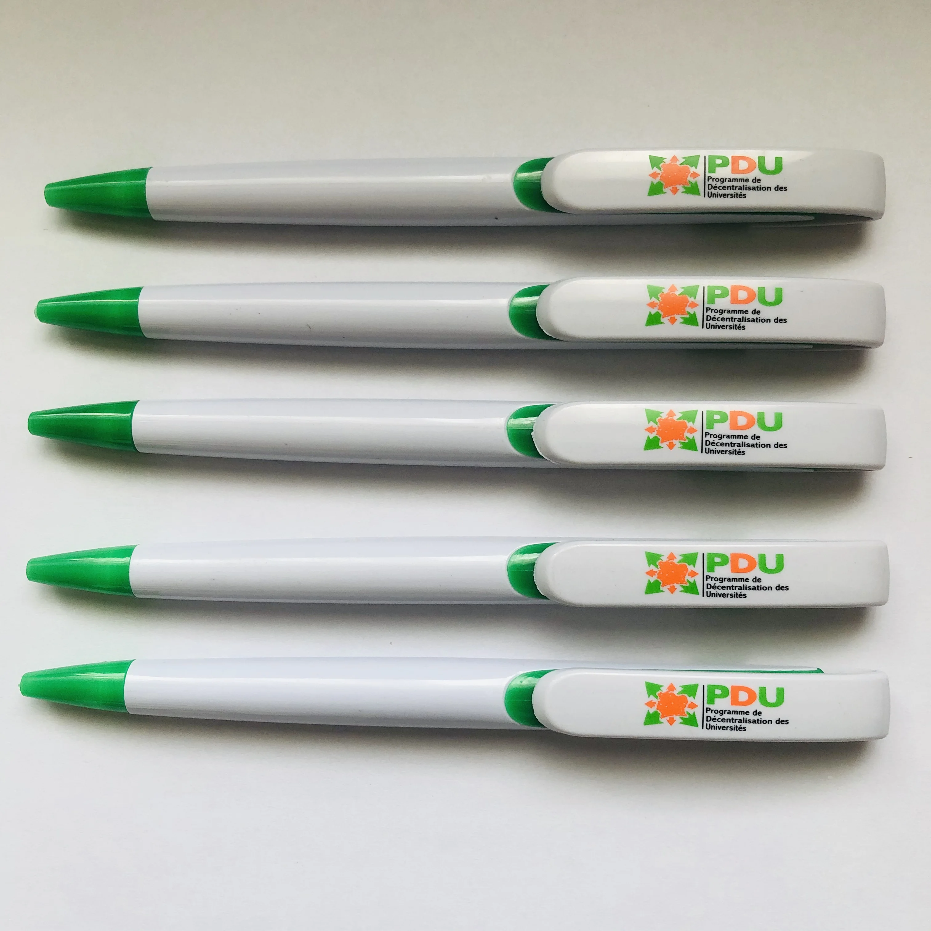 Promotional Plastic Personalised Pen brand custom logo Cheap Pens Bulk gift Ball Pens Low Price