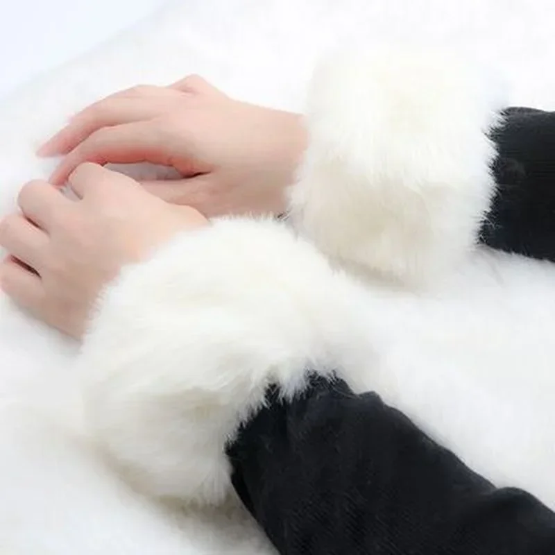 Women Winter Warm Wrist Protection Gloves Sleeves Come with Elastic Plush Windproof Cold Resistant Products Arm Protection Tools