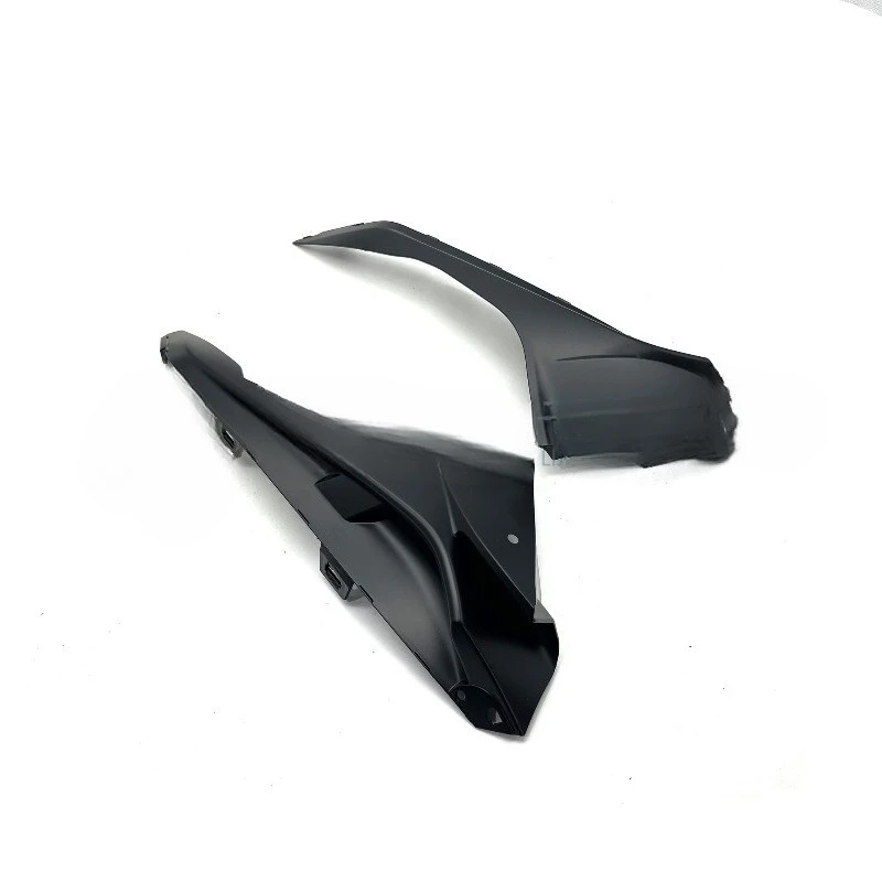 

Suitable for BMW S1000RR 2015-2018 left and right side panel interior, with small panel fairing, wear-resistant and durable